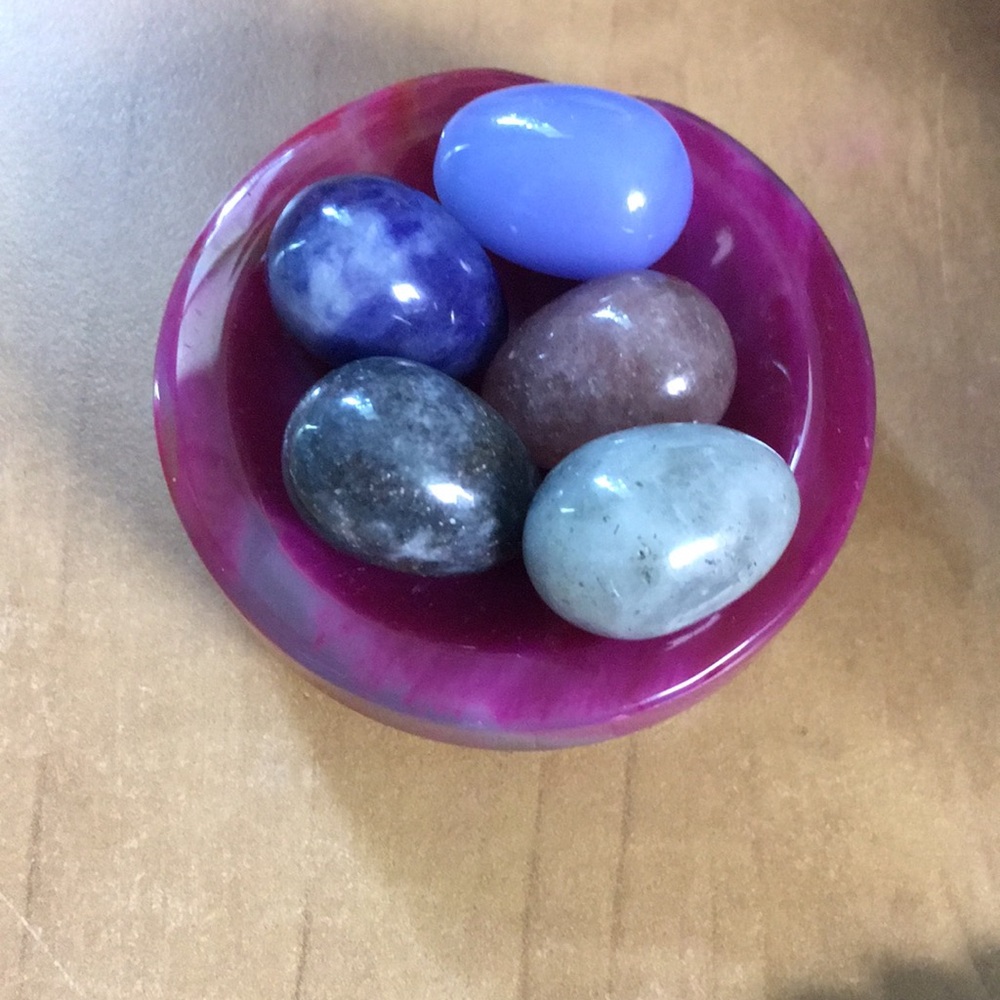 Egg Carvings/bowl